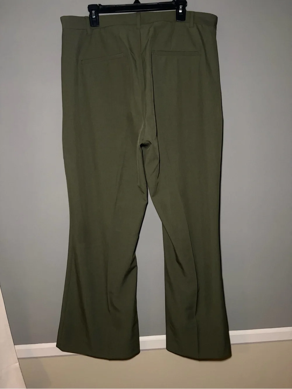 Banana Republic Sculpted Cropped Bootcut Pant 16 Long NWT Olive Green Stretch - Picture 11 of 16